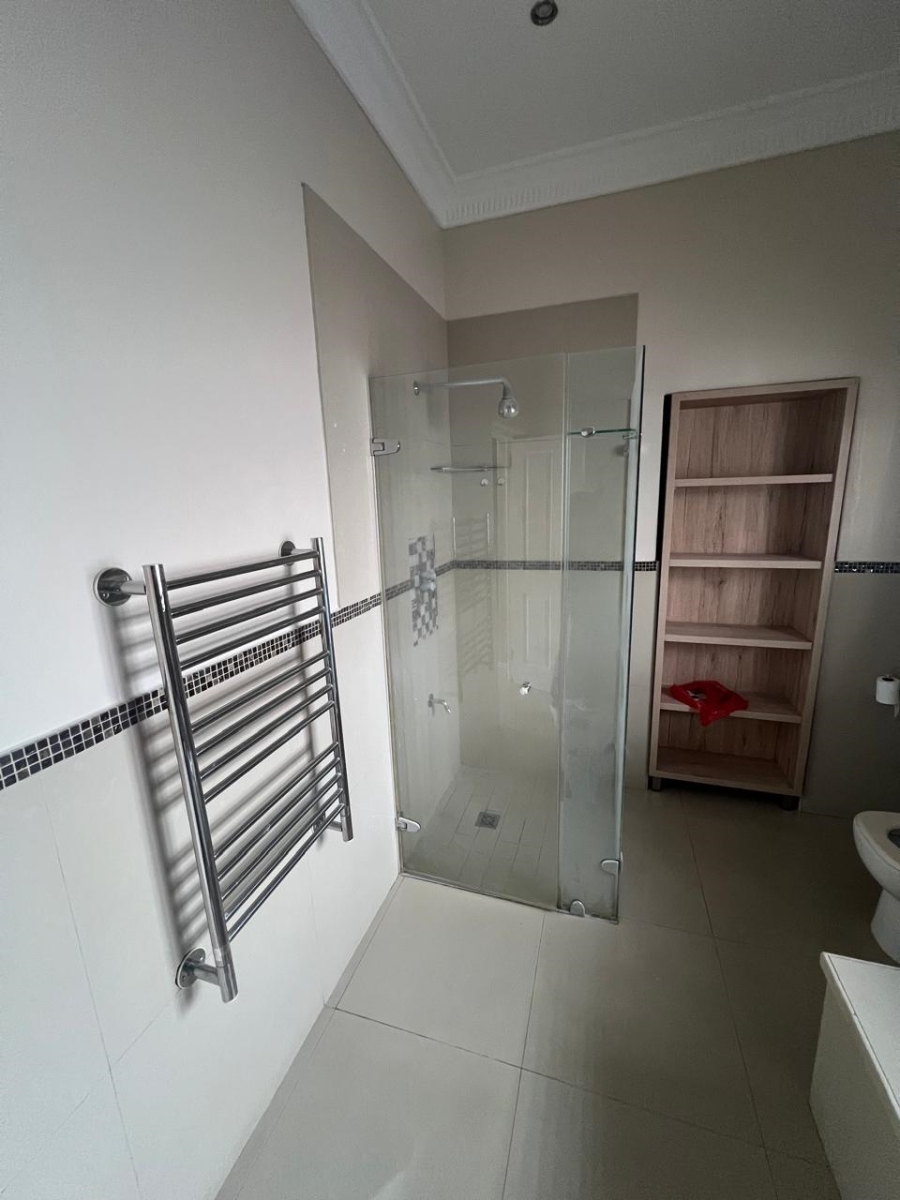 To Let 1 Bedroom Property for Rent in Lansdowne Western Cape